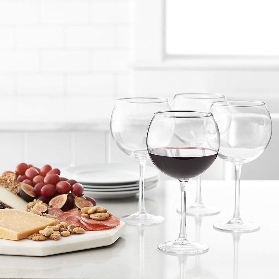 AmazonBasics - Copas de vino multiusos - 561 ml, Set de 4