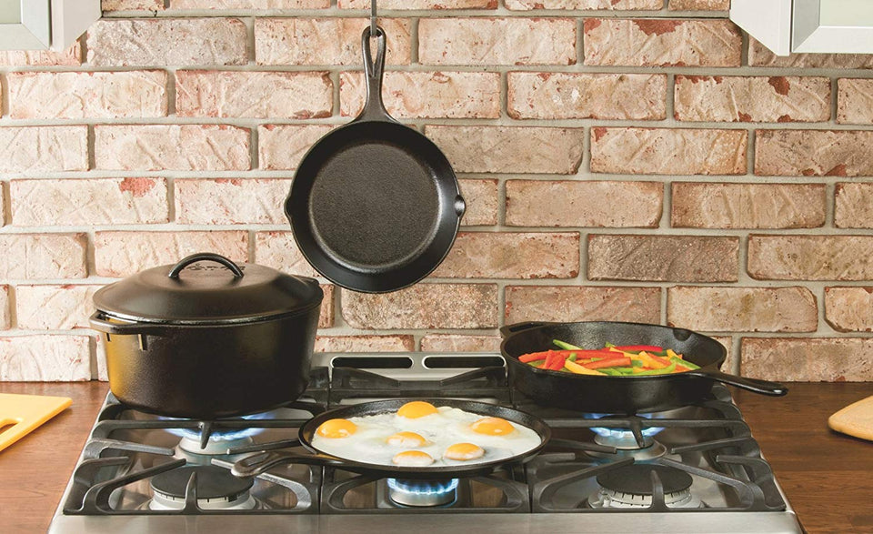 Caserola Lodge con cubiera de sartén y doble función como horno, 4.7 litros